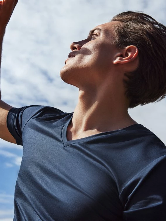 Calida 100% Nature T-Shirt, V-Neck, Compostable 3 Calida 100% Nature T-Shirt, V-Neck, Compostable – Bild 3