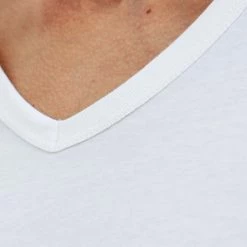 Erlich Textil Hugo T-Shirt Mit V-Neck 9 Erlich Textil Hugo T-Shirt Mit V-Neck -CALIDA shop Erlich Textil Hugo T Shirt mit V Neck weiss 1000000001 WEI 3
