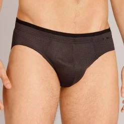 MEY Black Classic Slip