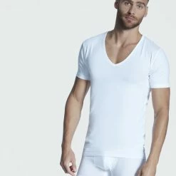 MEY Dry Cotton Functional Atmungsaktives Business Shirt Mit V-Neck 6 MEY Dry Cotton Functional Atmungsaktives Business Shirt Mit V-Neck -CALIDA shop Mey Dry Cotton Functional Atmungsaktives Business Shirt mit V Neck weiss 46098 101 2