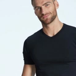 Zimmerli Pureness Kurzarm-Shirt, V-Neck 9 Zimmerli Pureness Kurzarm-Shirt, V-Neck -CALIDA shop Zimmerli Pureness Kurzarm Shirt V Neck schwarz 7001346 86 4